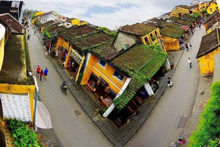 Hoi An Ancient Town: Day and Night - ảnh 3